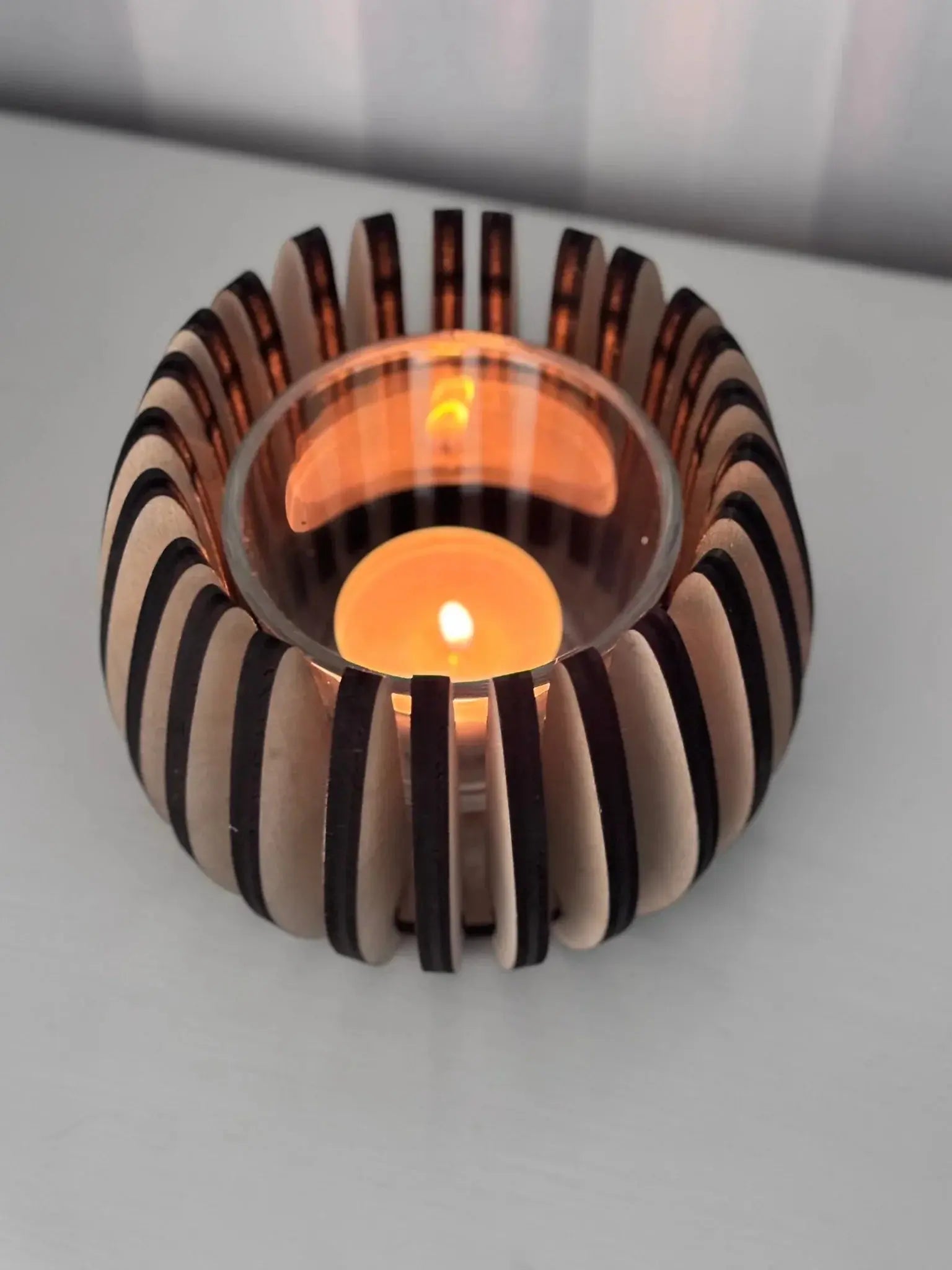 Stilren Ljuslykta i Trä - Laserskuren Plywood 3DPrintGuru